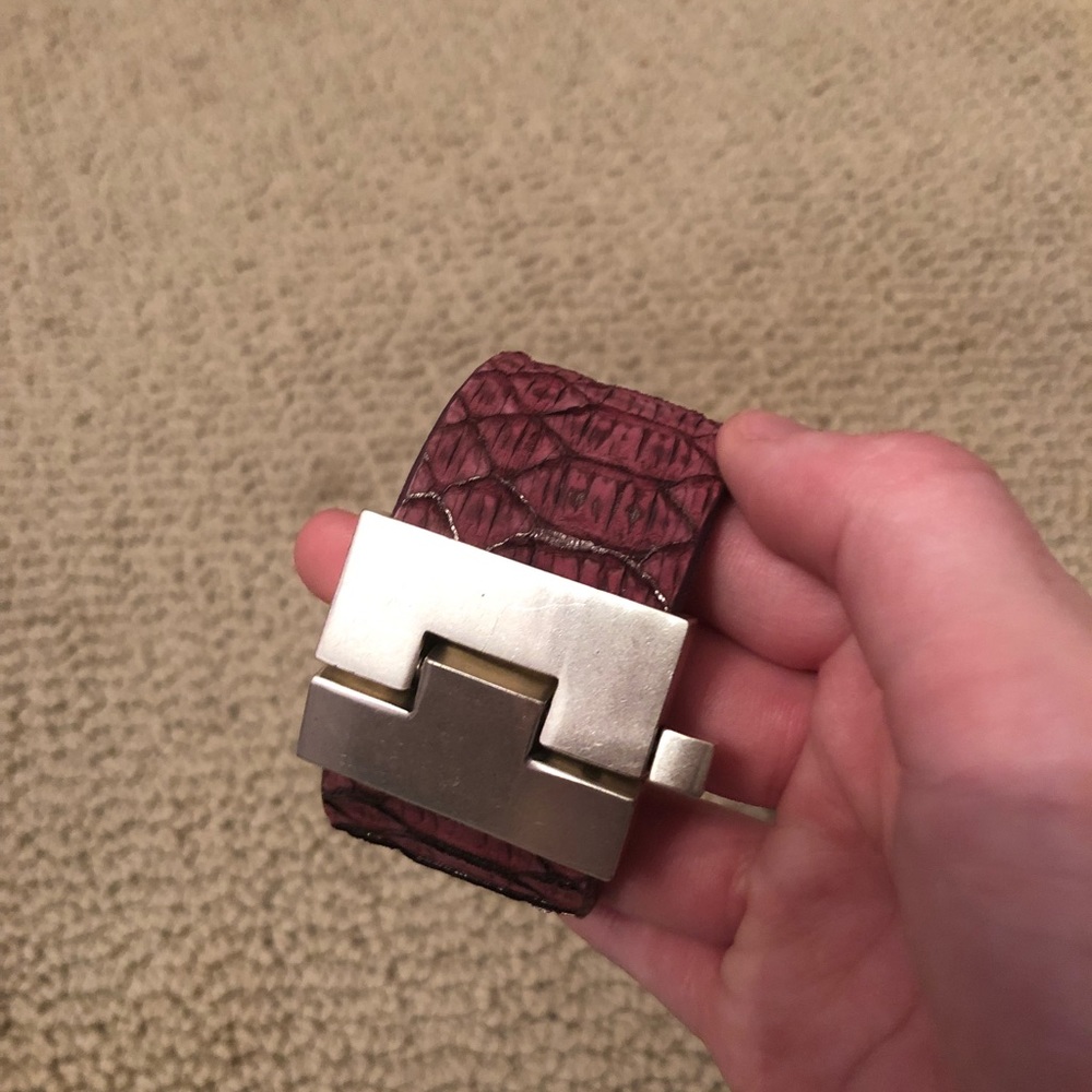 Leighelena purplish/pinkish snake skin cuff NWOT